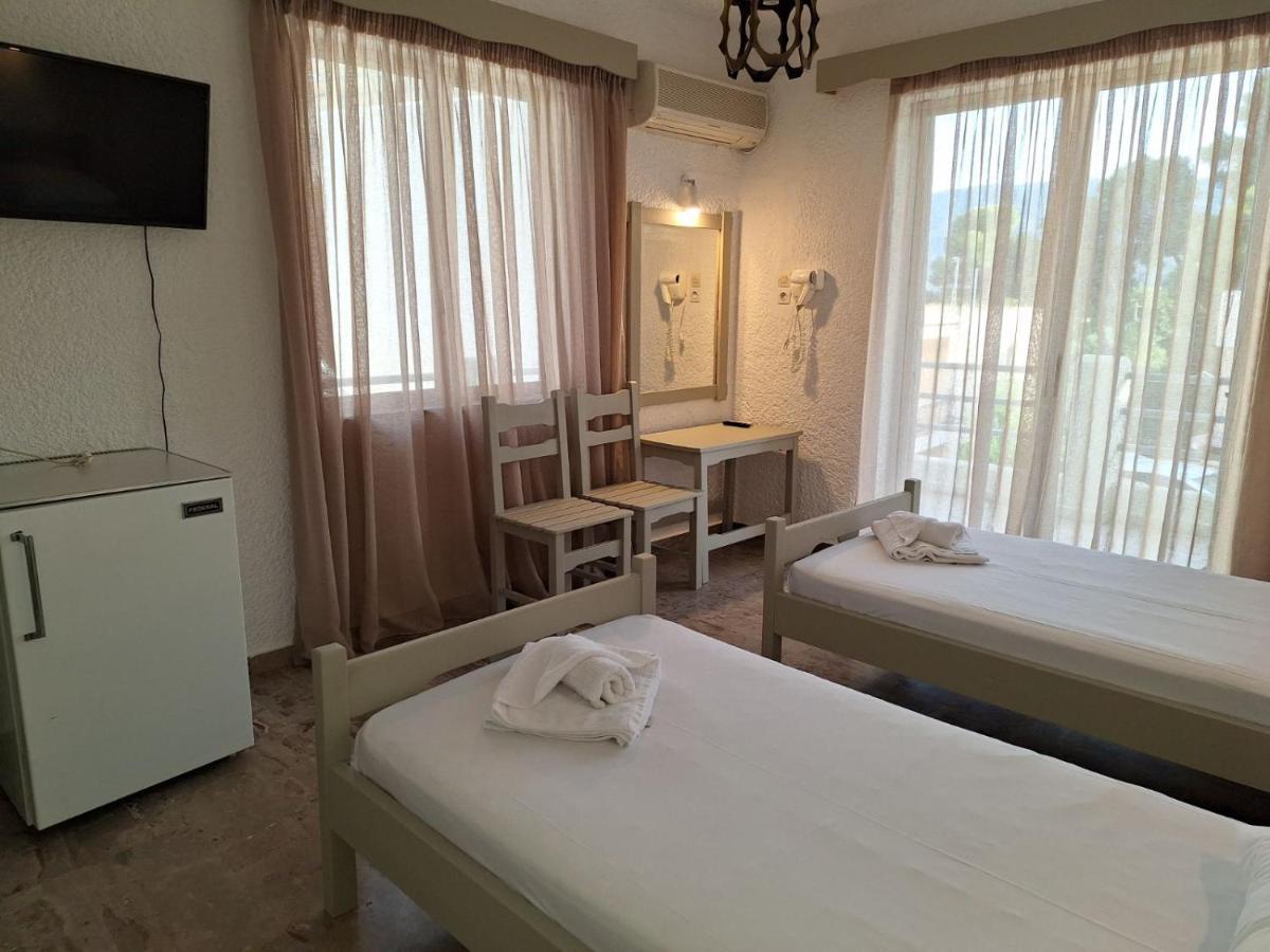Apartments By Evita'S Resort Poros Town Exterior photo